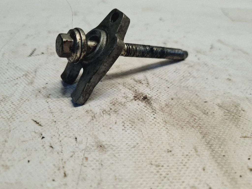 Fuel Injector clamp holder