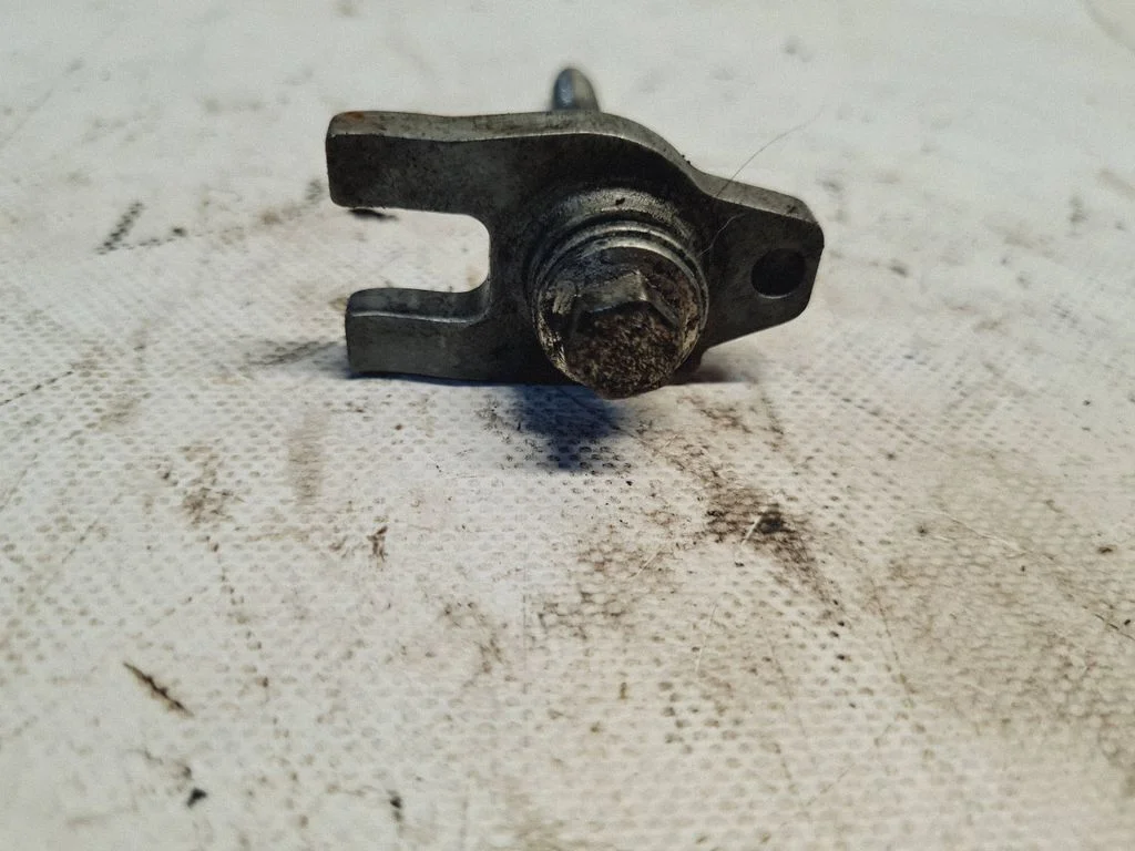 Fuel Injector clamp holder
