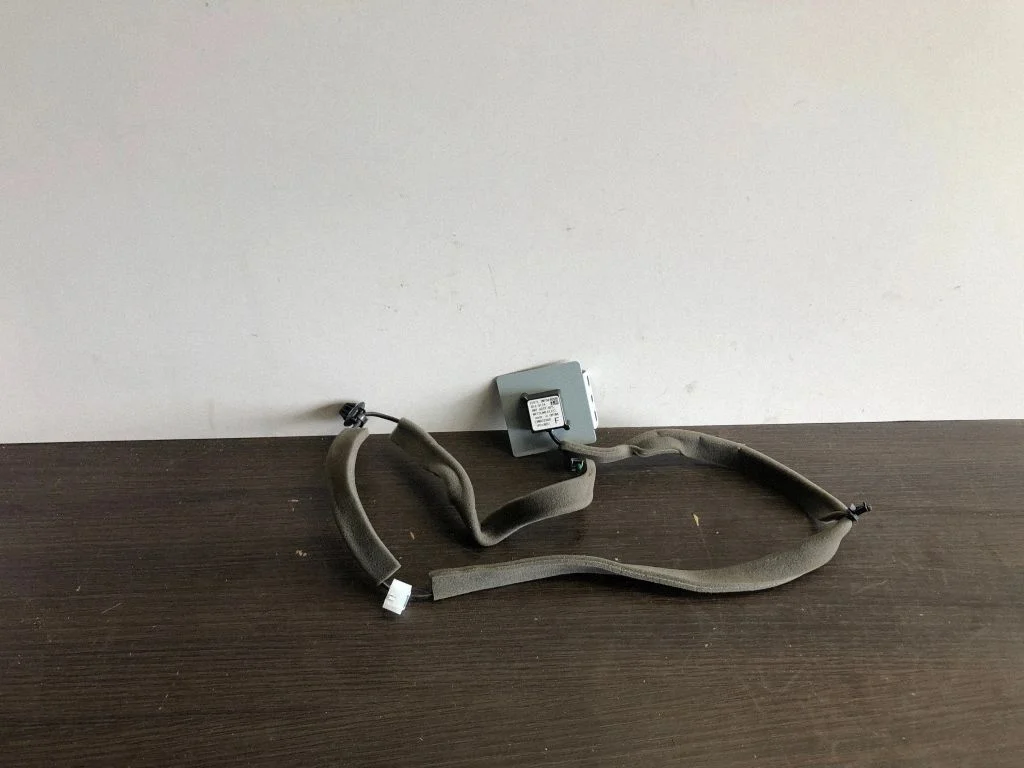 Aerial GPS antenna – Nissan Leaf I (ZE0) (2010-2017)