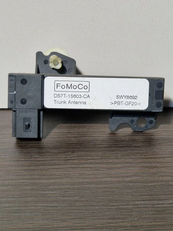 Antenn (GPS-antenn) DS7T15603CA – Ford Fusion II (2013-)