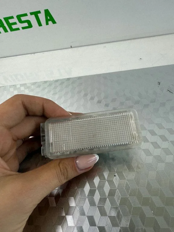 Other interior light – Peugeot 208 I (2012-2019)