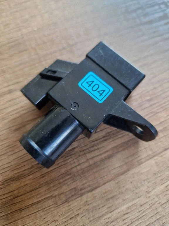 Salongi temperatuuri andur 27720-3AA0A