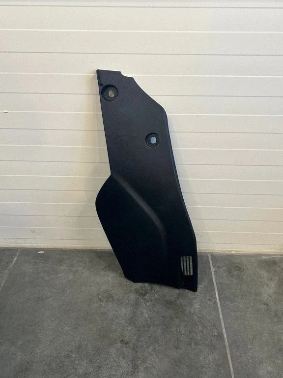 Other center console (tunnel) element 9832705780
