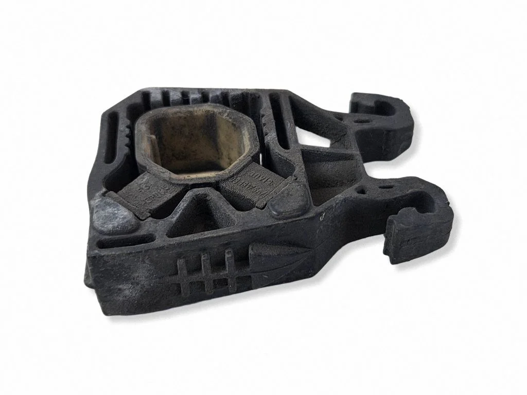 Radiator mount bracket – Skoda Octavia Mk3 (5E) (2013-2019)