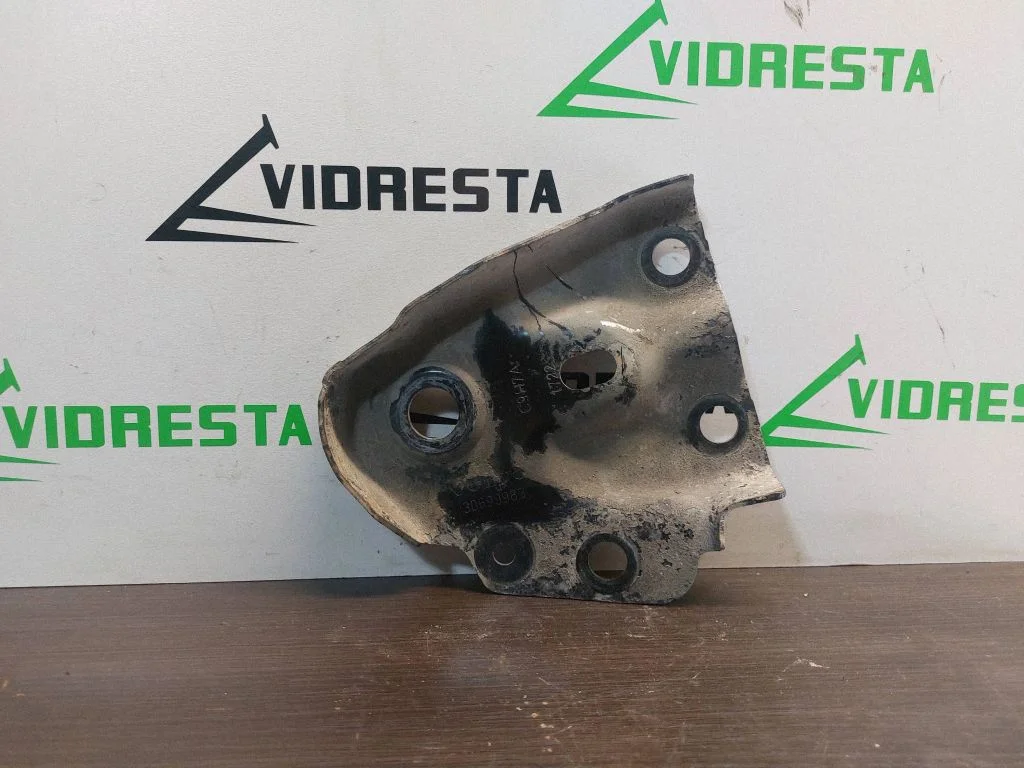 Other front suspension part – Volvo XC70 (2008-2013)