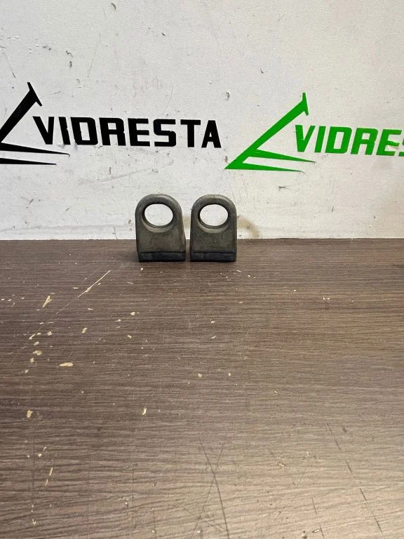 Radiaatori kinnitusklamber