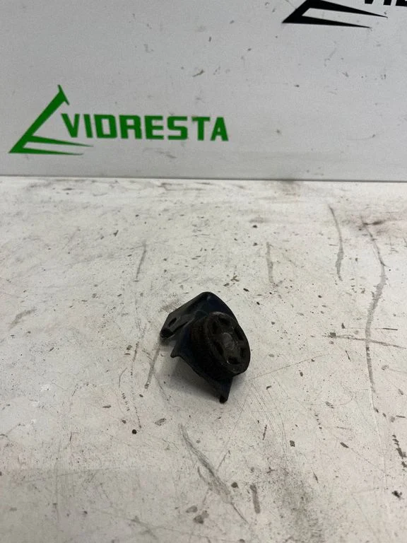 Radiatora (-u) turētājs/kronšteins – Honda CR-V (2013-2016)