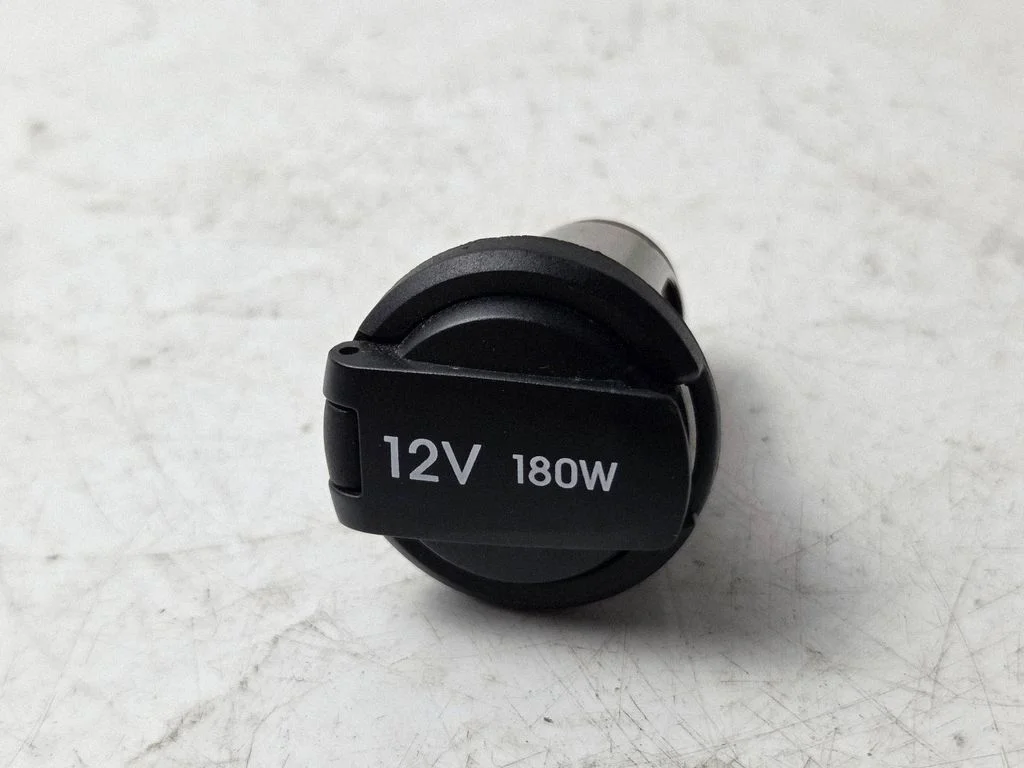 12 V Socket (front) – Hyundai Ioniq (2016-)