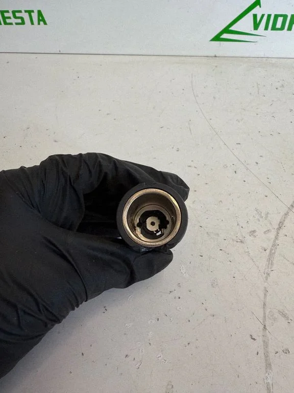 12 V Socket (front) – Peugeot 308 (2013-2021)