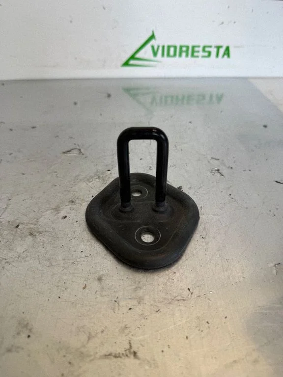 Trunk lock loop – Nissan Leaf I (ZE0) (2010-2017)