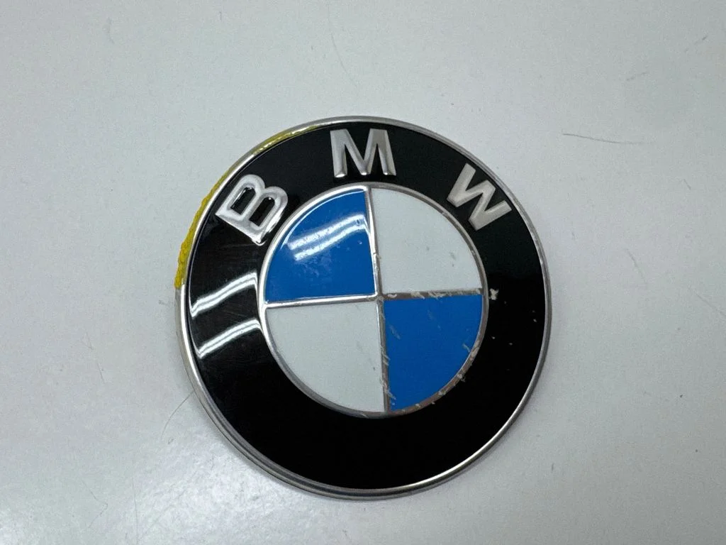 Manufacturer badge logo/emblem 7499154