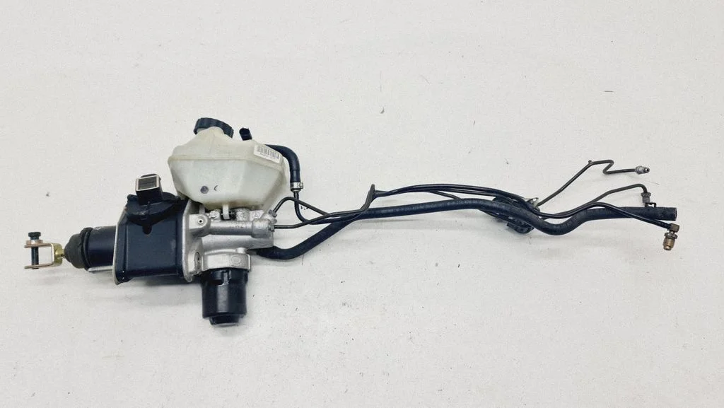 Master brake cylinder A0004300312