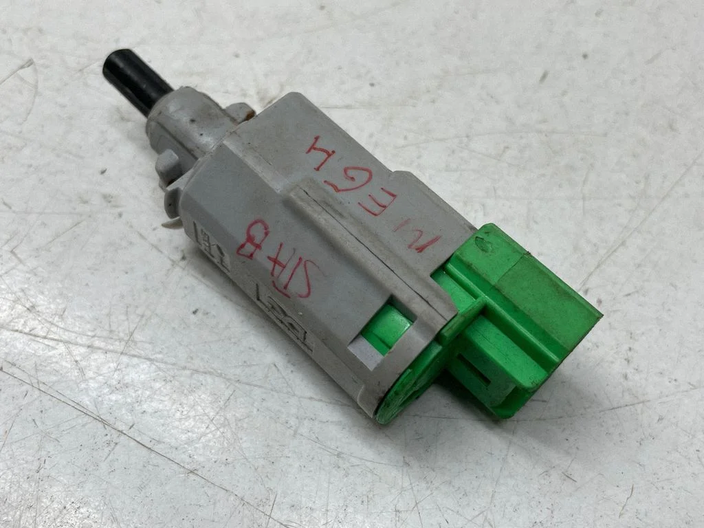 Brake pedal sensor switch 253206454R