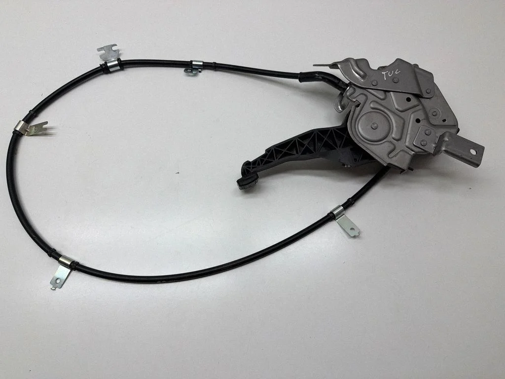 Handbrake/parking brake lever assembly