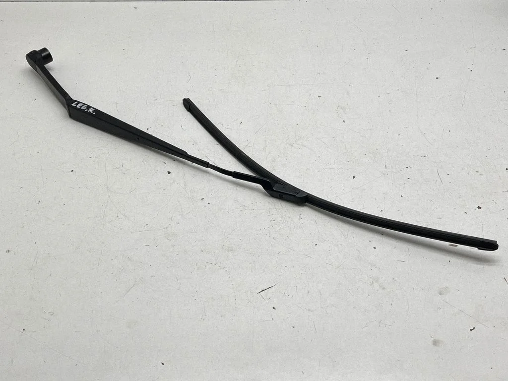 Priekšējā stikla tīrītāja svira 86532AN034