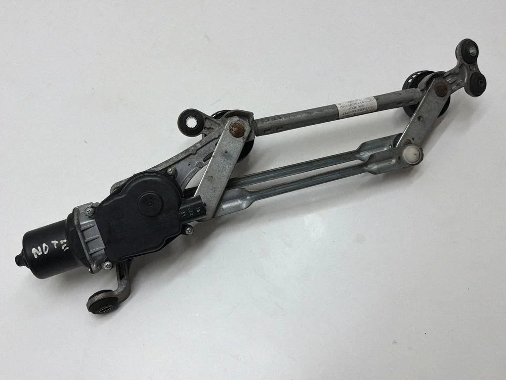 Mechanizm wycieraczek z silniczkiem – Nissan Note (E12) (2014-2016)