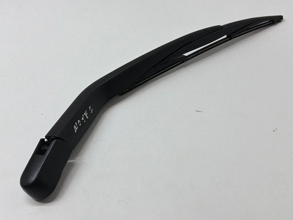 Tagaklaasi kojamees A0621 – Nissan Note (E12) (2014-2016)