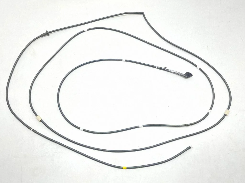 Rear window washer fluid hose – Toyota Yaris Cross (2020-)