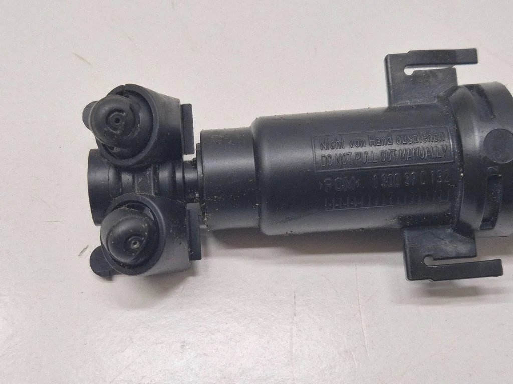 Headlight washer spray nozzle 7N0955979