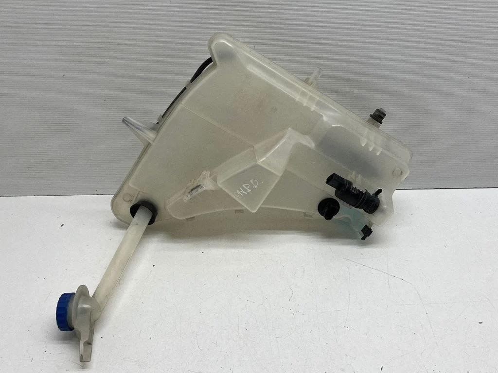 Windshield washer fluid reservoir/tank – Porsche Panamera (970) (2009-2017)