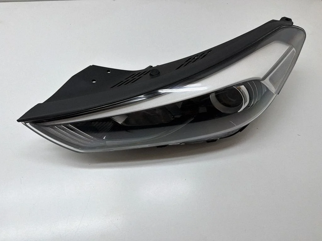 Headlight/headlamp D7921110A0