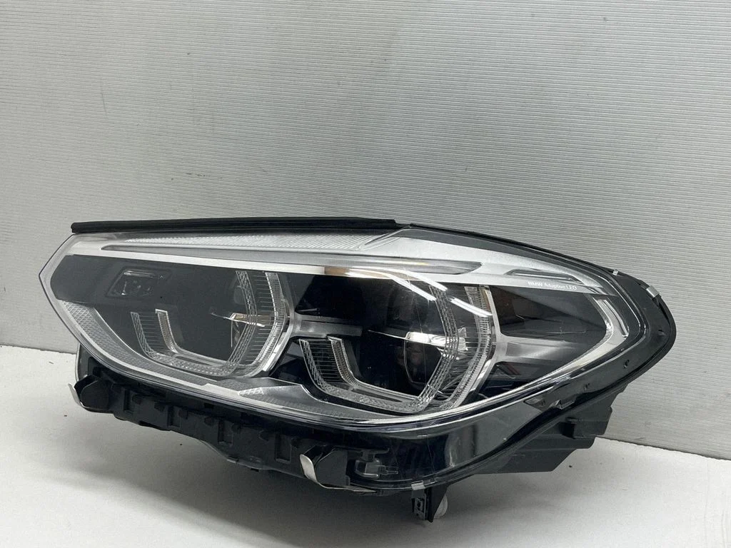 Headlight/headlamp 8496827