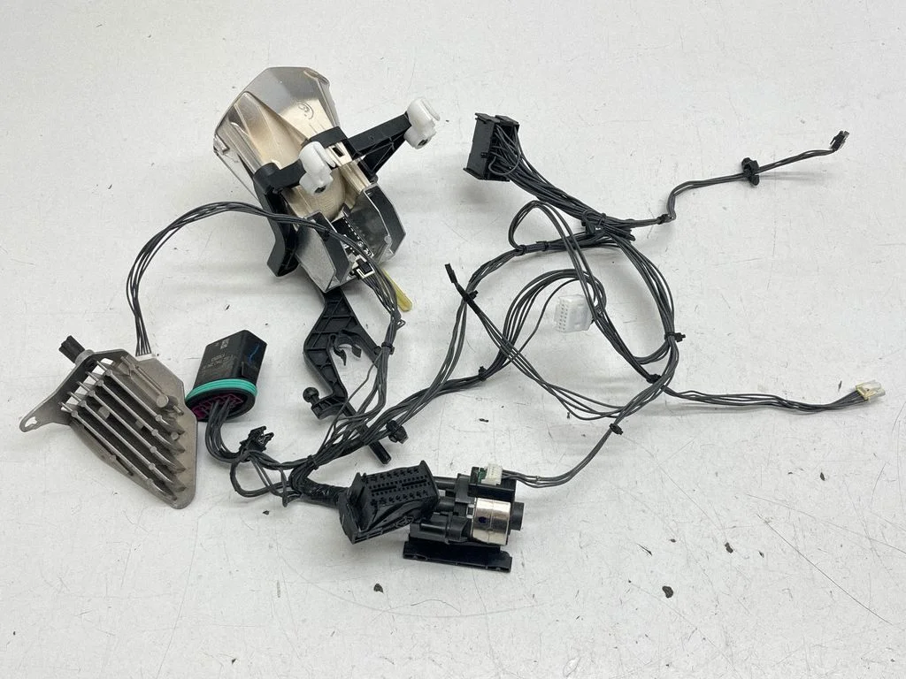 Headlight part 1420000086
