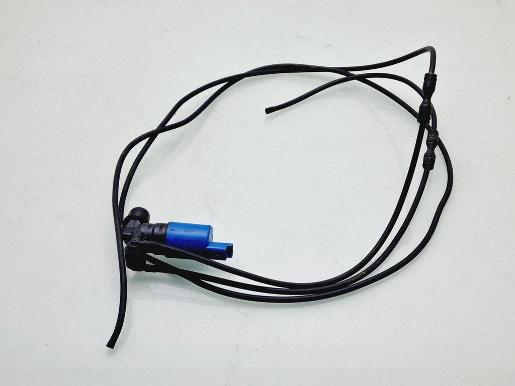 Windscreen/windshield washer pump 9680789680