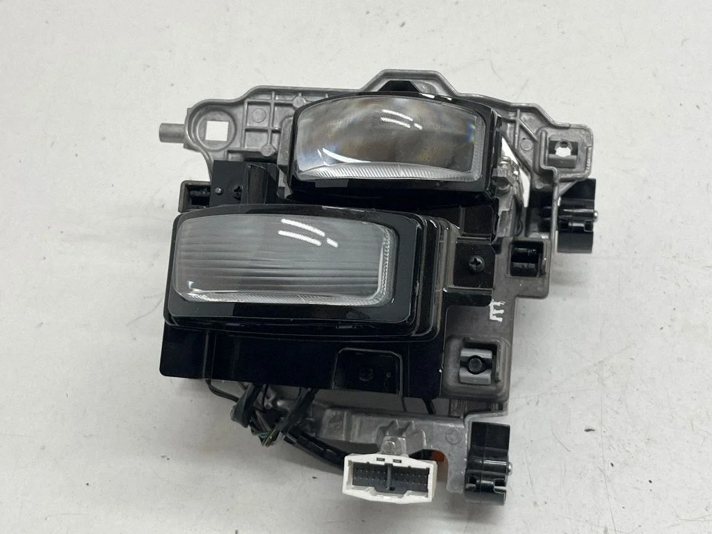 Headlight part – front left