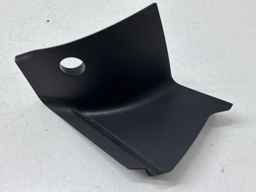 Rear/tail light trim molding – Porsche Cayenne (9Y0 9Y3) (2018-)
