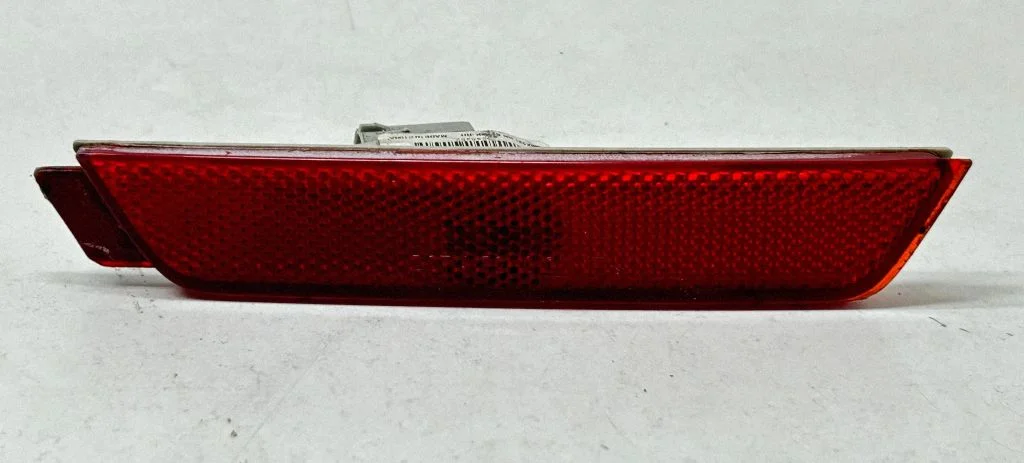 Aizmugurējais atstarotājs 92246252