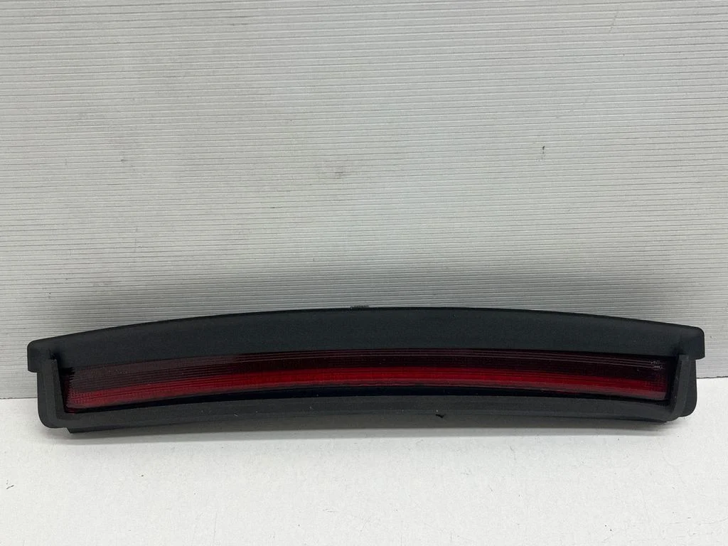 Third/center stoplight 107740500G