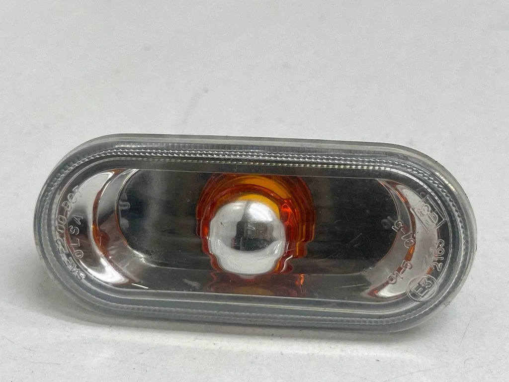 Front fender indicator light 2K0949117B