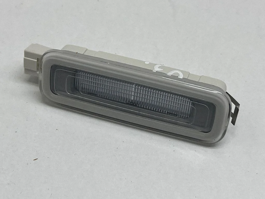Front seat light 4M0947105