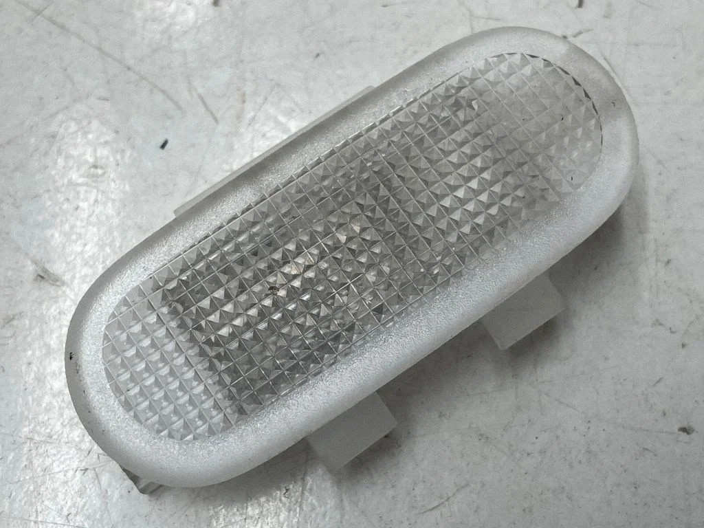 Boot/trunk interior light 8200163892
