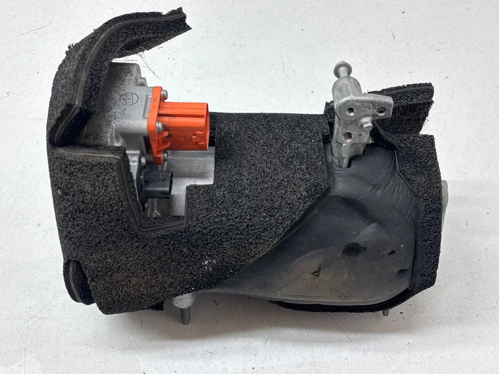 Air conditioning (A/C) compressor (pump) – Tesla Model Y (2020-)