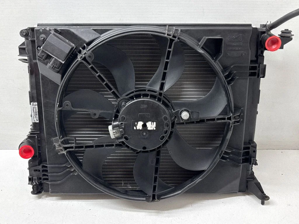 A/C cooling radiator (condenser) 921008540R