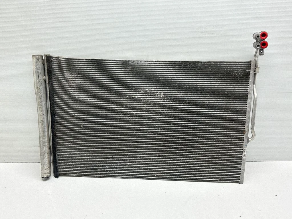 A/C cooling radiator (condenser) 7P0820411B