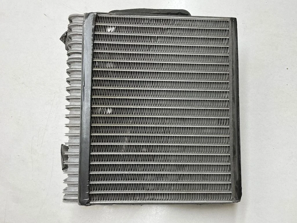 Air conditioning (A/C) radiator (interior) 7H2820101E