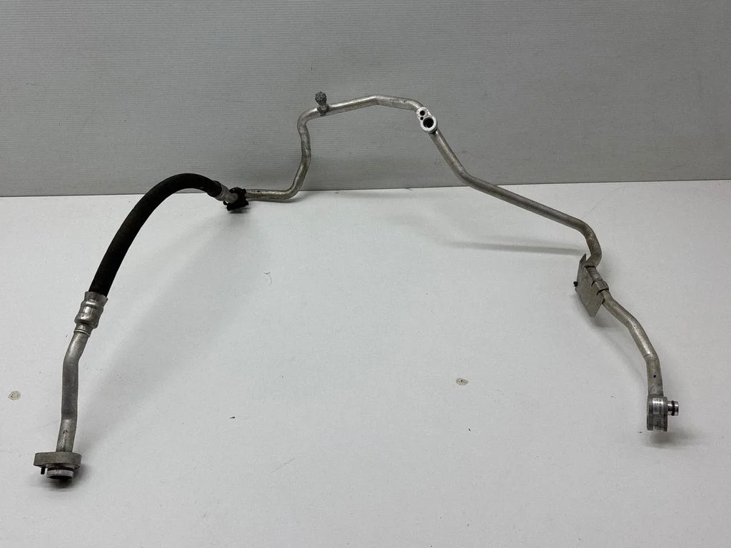 Air conditioning (A/C) pipe/hose 7N0816743K