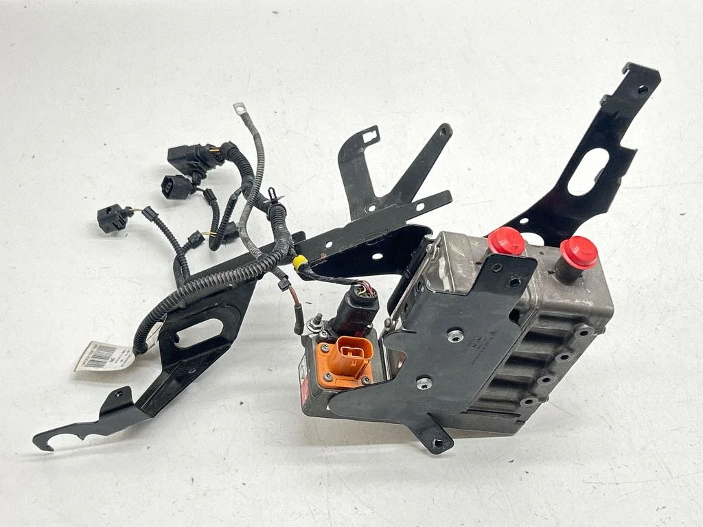 Electric engine pre-heating system (optional) – Porsche Cayenne (92A) (2010-2017)