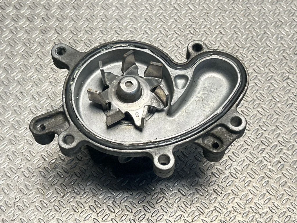 Pompa wody – Subaru Forester SK (2018-2025)