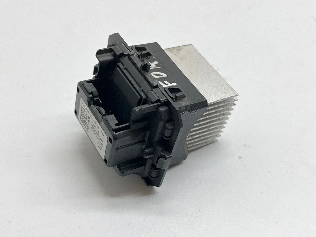 Salongipuhuri takisti T95261AB