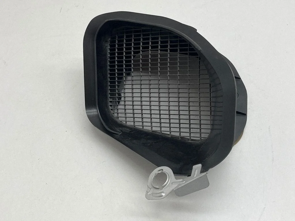 Cabin air duct channel 7P0819155B