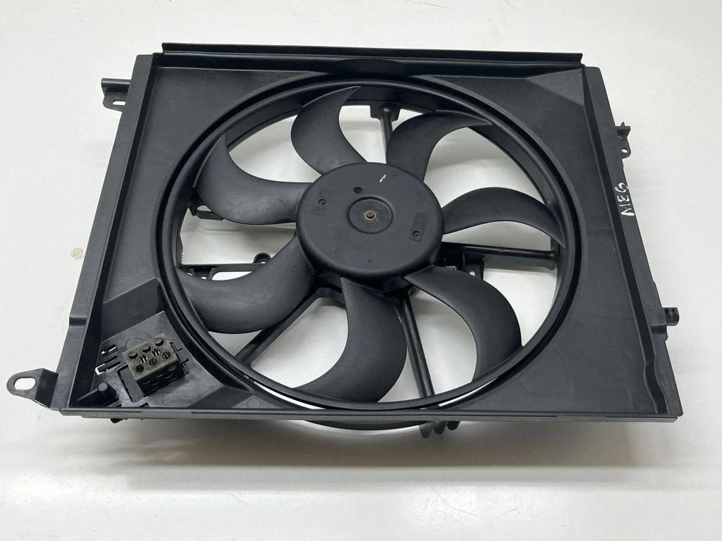 Radiator cooling fan shroud – Renault Megane Mégane Renault Sport III (IV Based) (2017-2023)