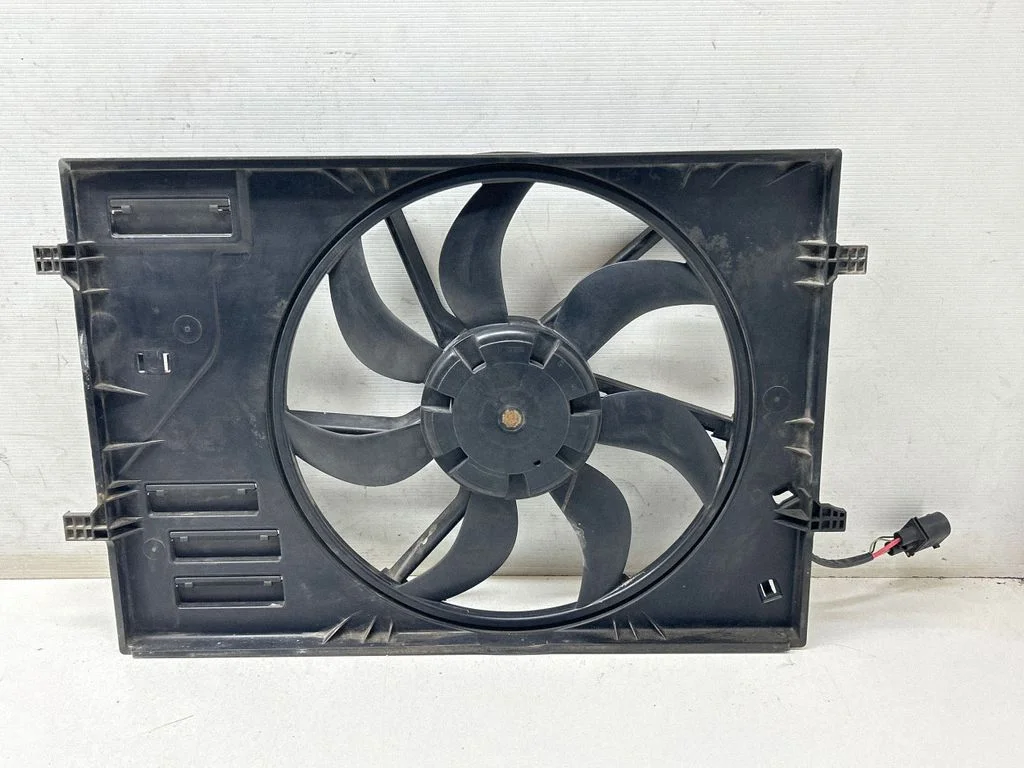 Radiator cooling fan shroud 5Q0121203CS