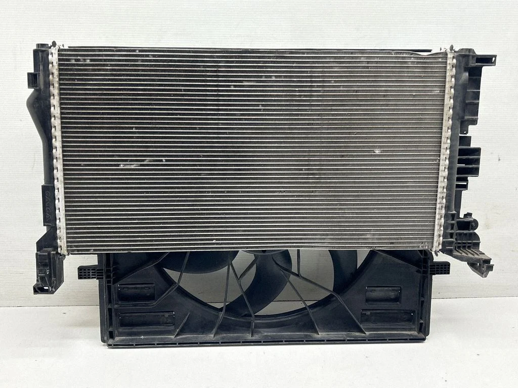Coolant radiator 31368232