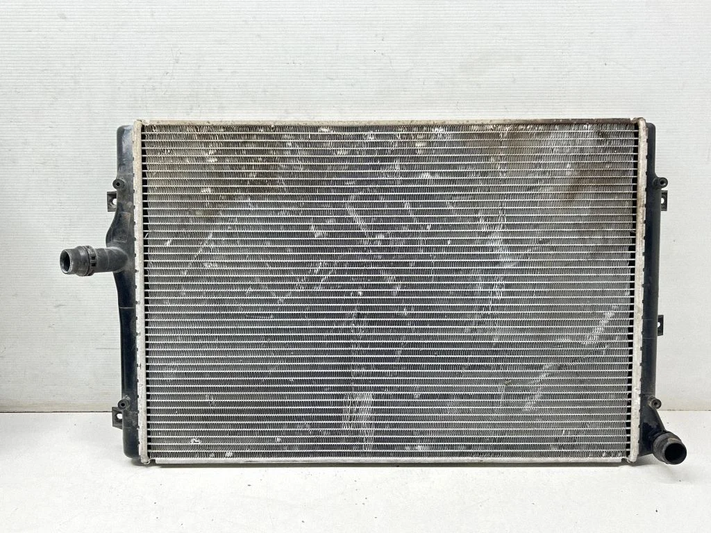 Coolant radiator