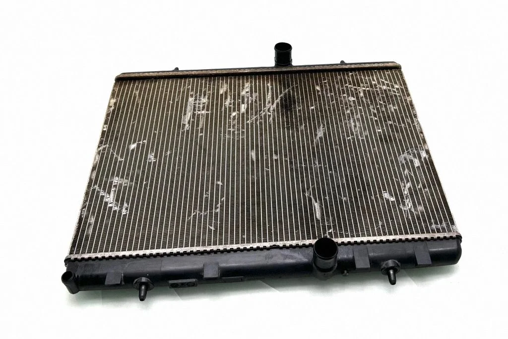 Coolant radiator 9680533480