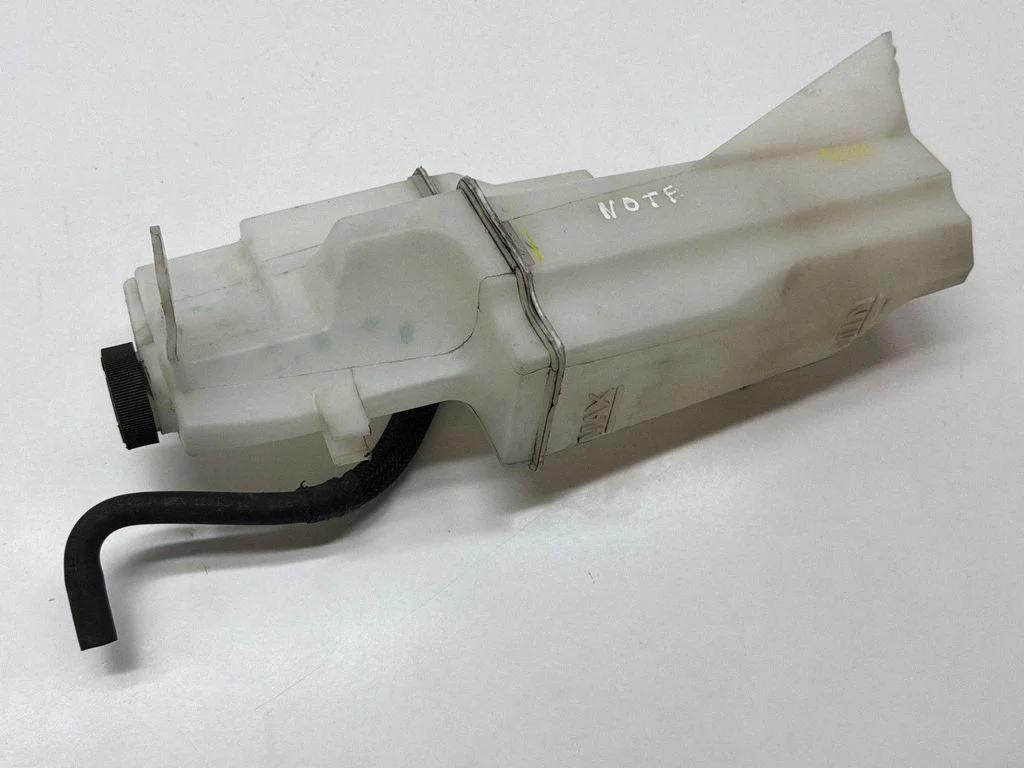 Jahutusvedeliku paisupaak 217103VS1A – Nissan Note (E12) (2014-2016)
